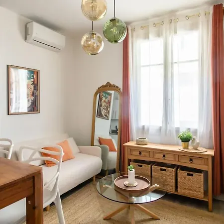 L46 2p Port, 2min Du Cap Et 5 Du Port/ Clim & Wifi Nice