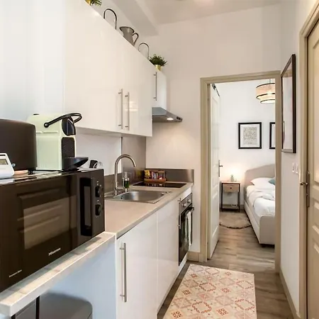 L46 2p Port, 2min Du Cap Et 5 Du Port/ Clim & Wifi Nice