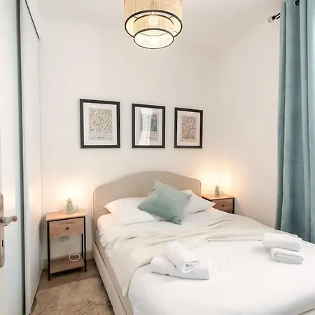 L46 2p Port, 2min Du Cap Et 5 Du Port/ Clim & Wifi Apartment