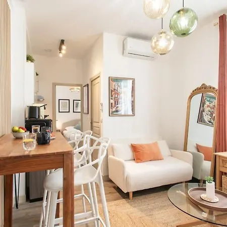 L46 2p Port, 2min Du Cap Et 5 Du Port/ Clim & Wifi Nice